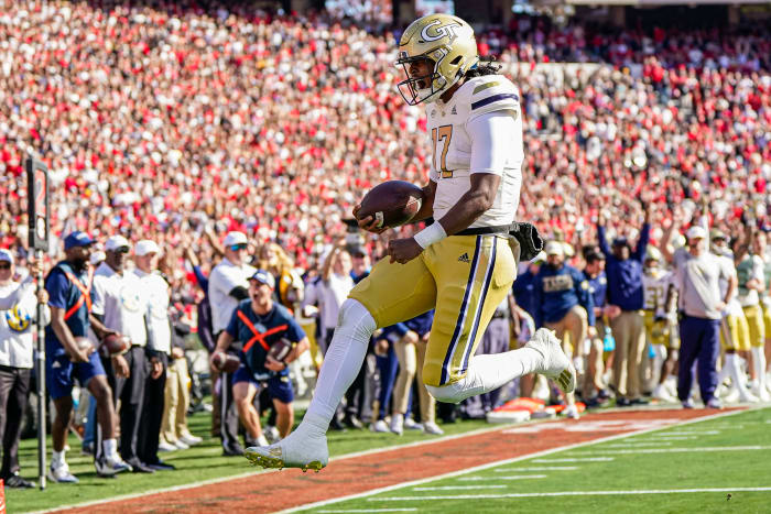 Georgia Tech quarterback Taisun Phommachanh